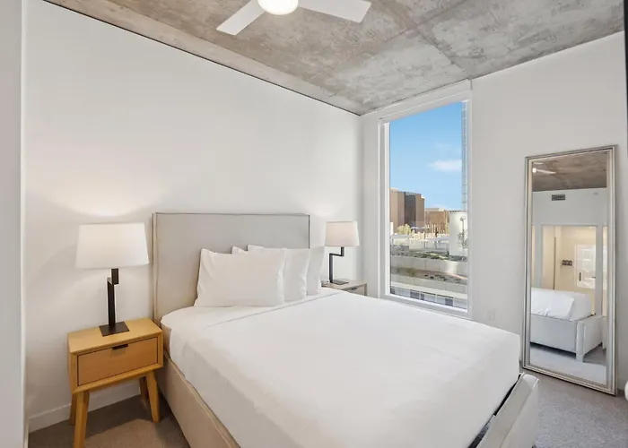 Placemakr Downtown Phoenix