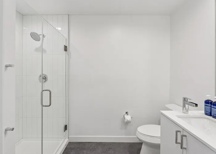 Placemakr Downtown